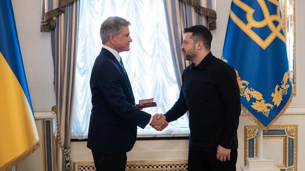 Володимир Зеленський і Майкл МакКол під час зустрічі у Києві 10 липня 2026 року