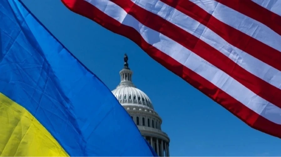 Сенатори США під час брифінгу щодо розвідувальної співпраці з Україною