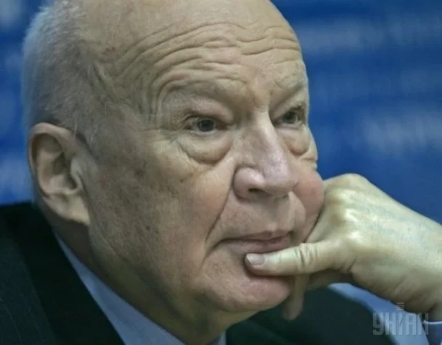 Будівля Національної академії наук України у Києві після російського удару безпілотника