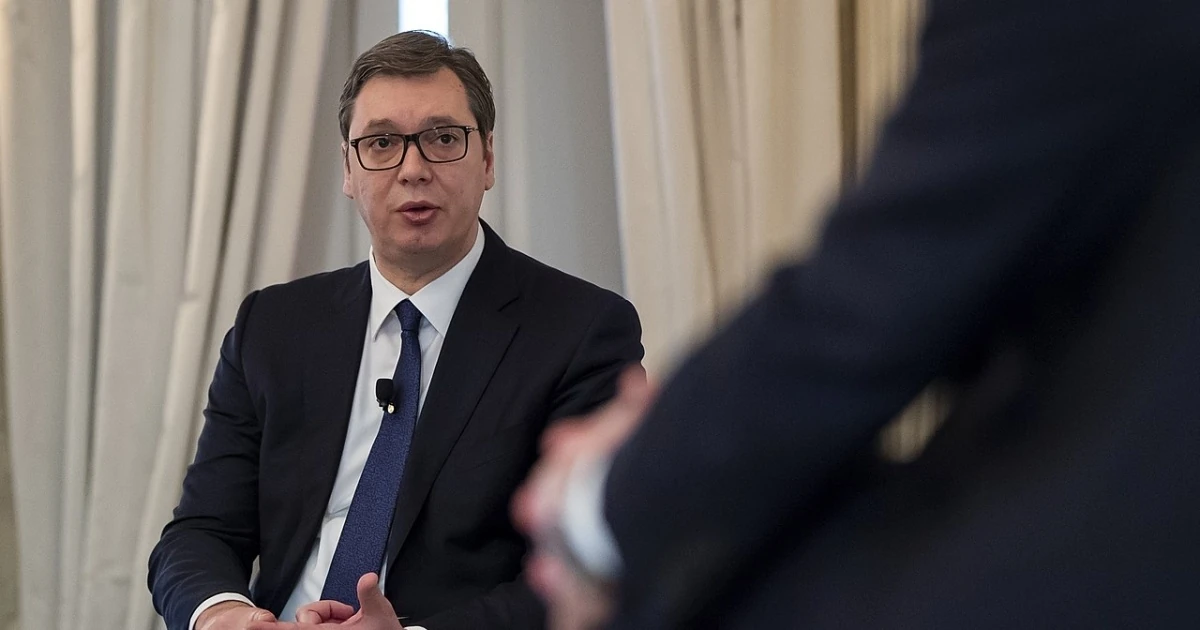 Президент Сербії Александар Вучич оголошує рішення про розпуск парламенту та призначення виборів